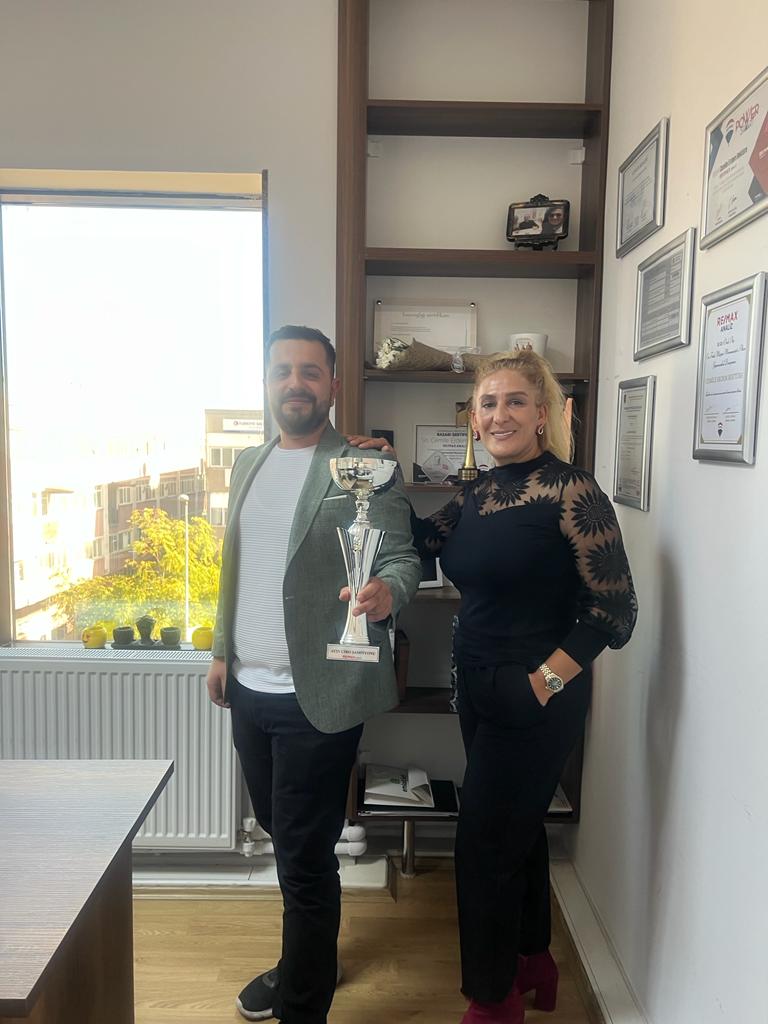 Remax Olive Ödül (4)
